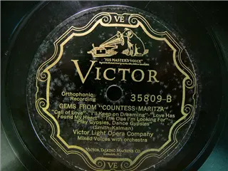 small_victor 35809 b.webp